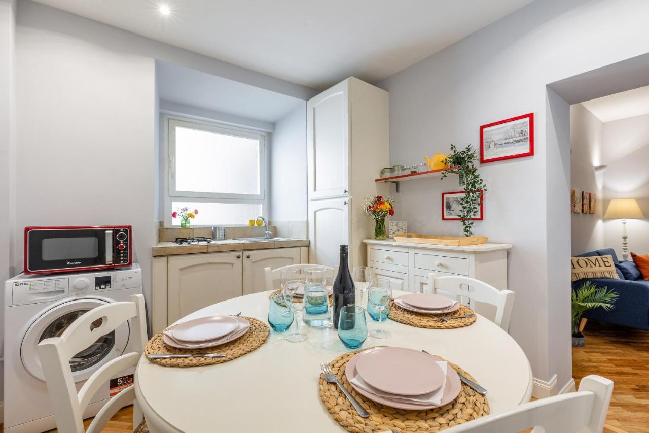 Rome As You Feel - Charming Abode In Trastevere エクステリア 写真