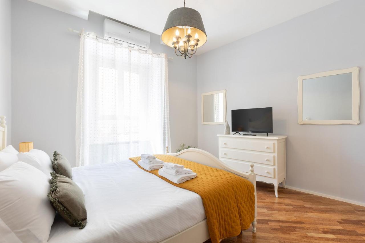 Rome As You Feel - Charming Abode In Trastevere エクステリア 写真